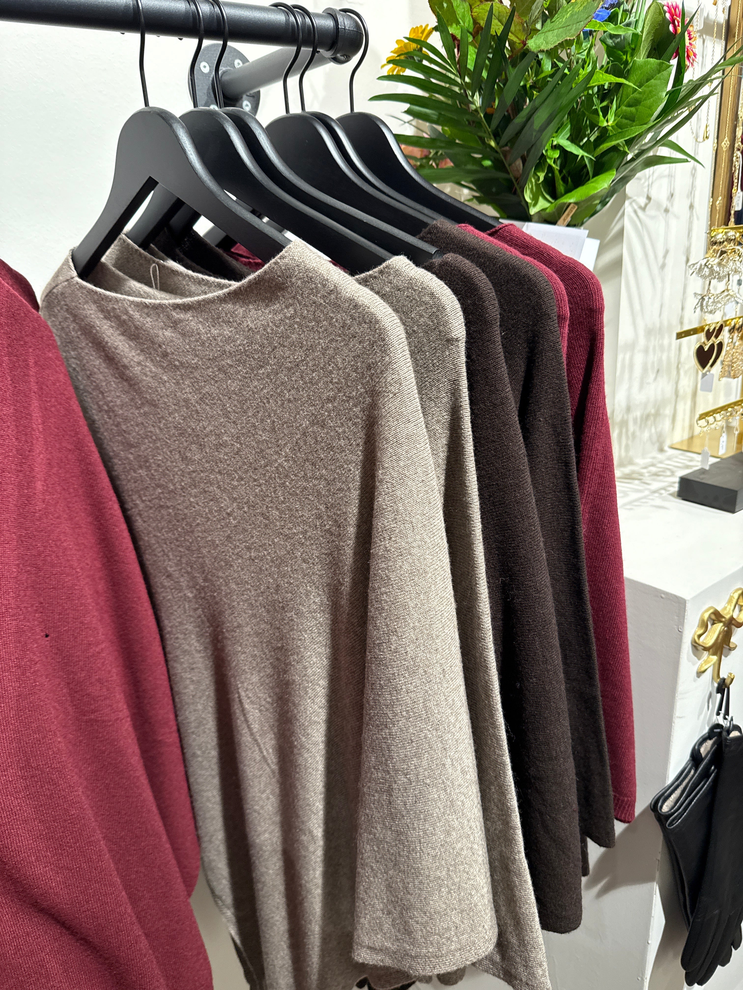 Clea Poncho Cashmere Cavaleiro