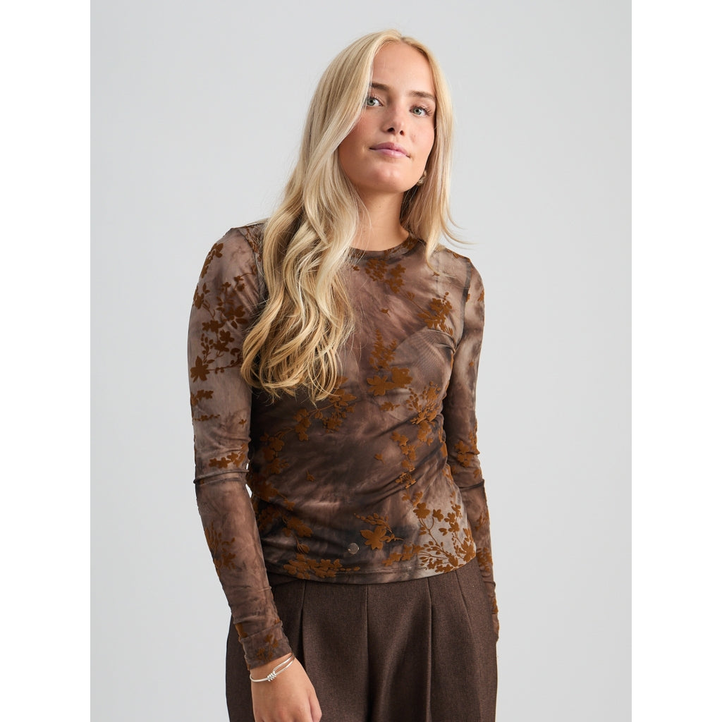 Peppercorn top Safia