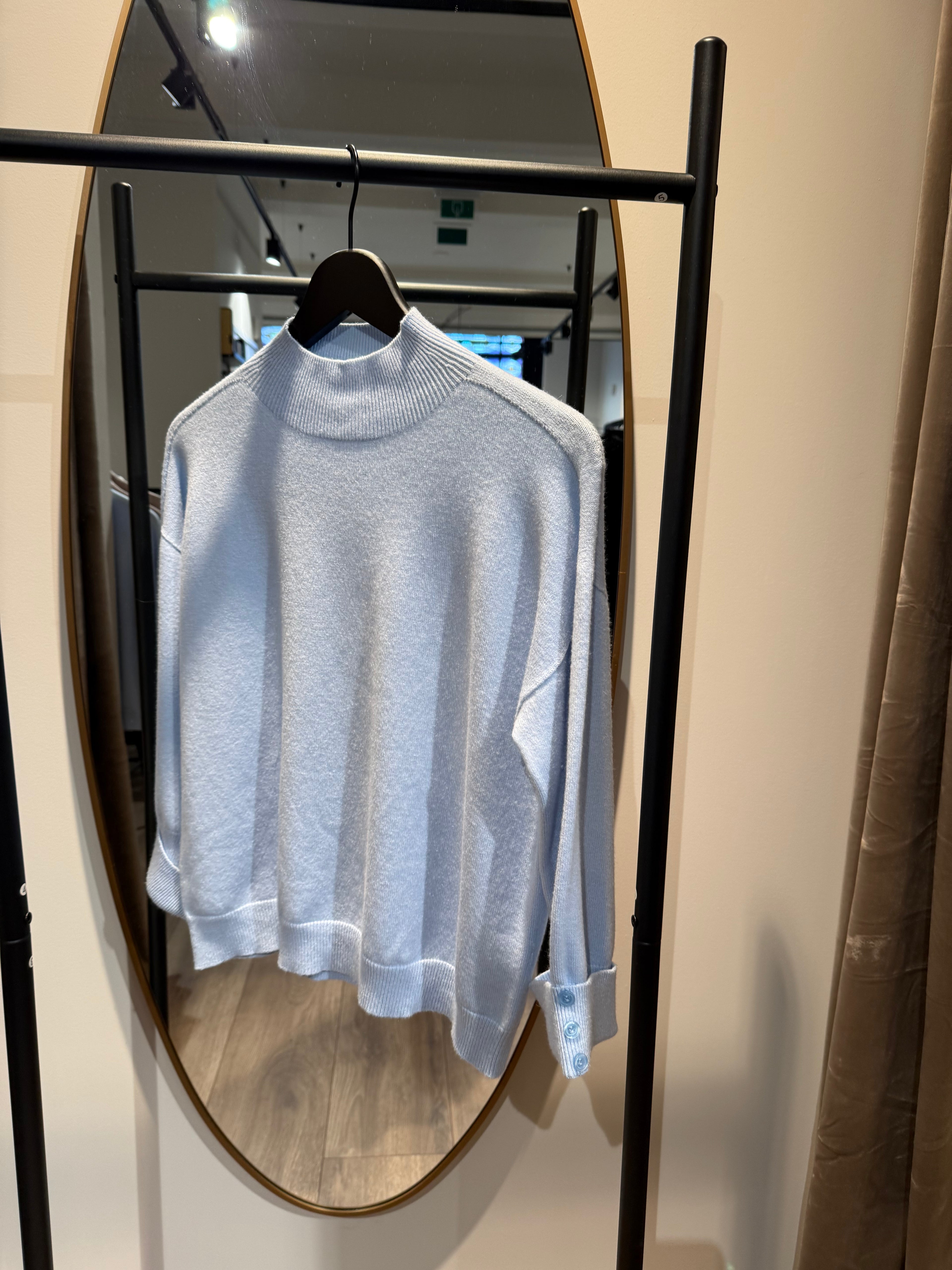 Truitje driekwart mouw met knoopjes