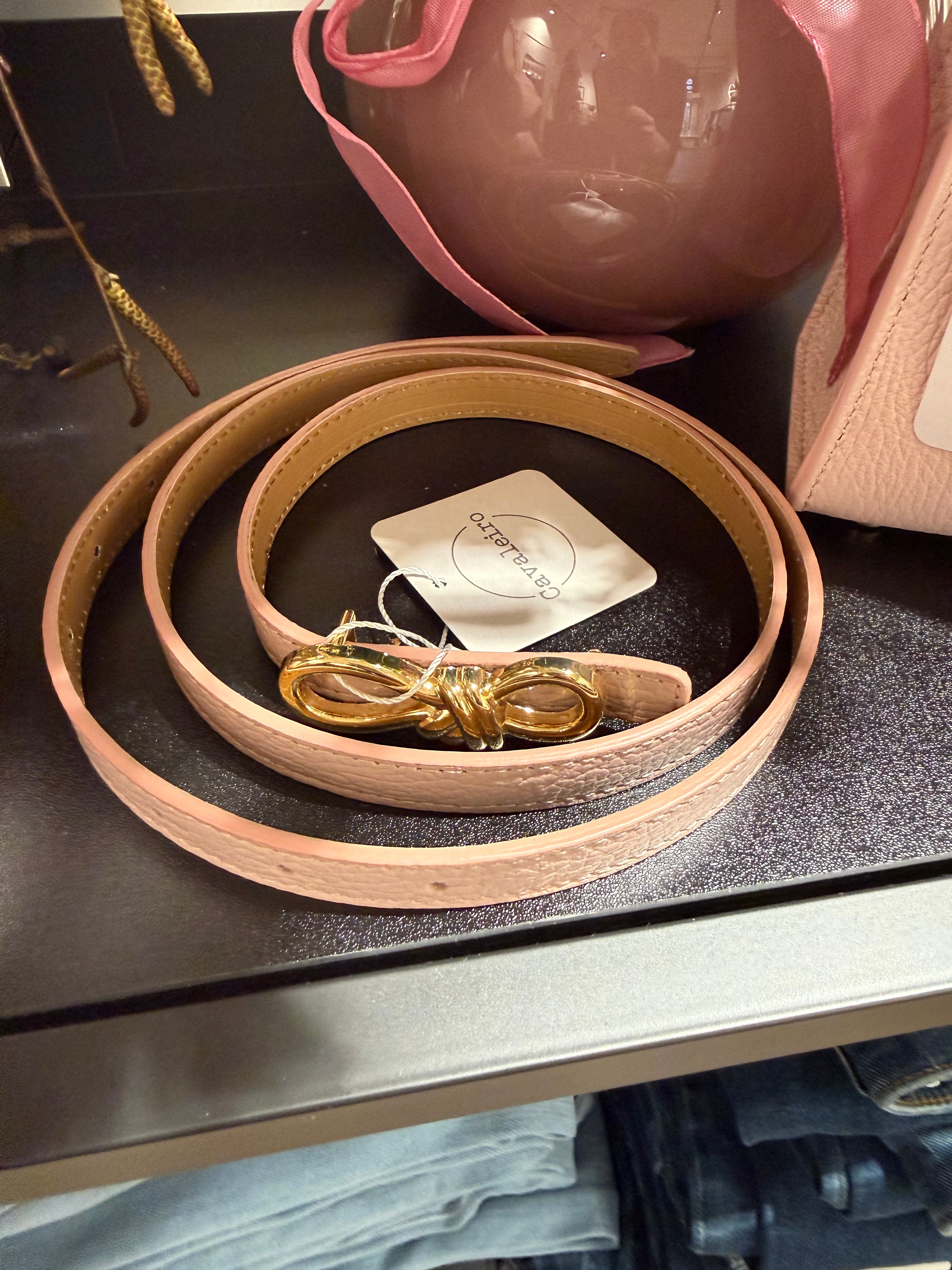 Riem gouden strik