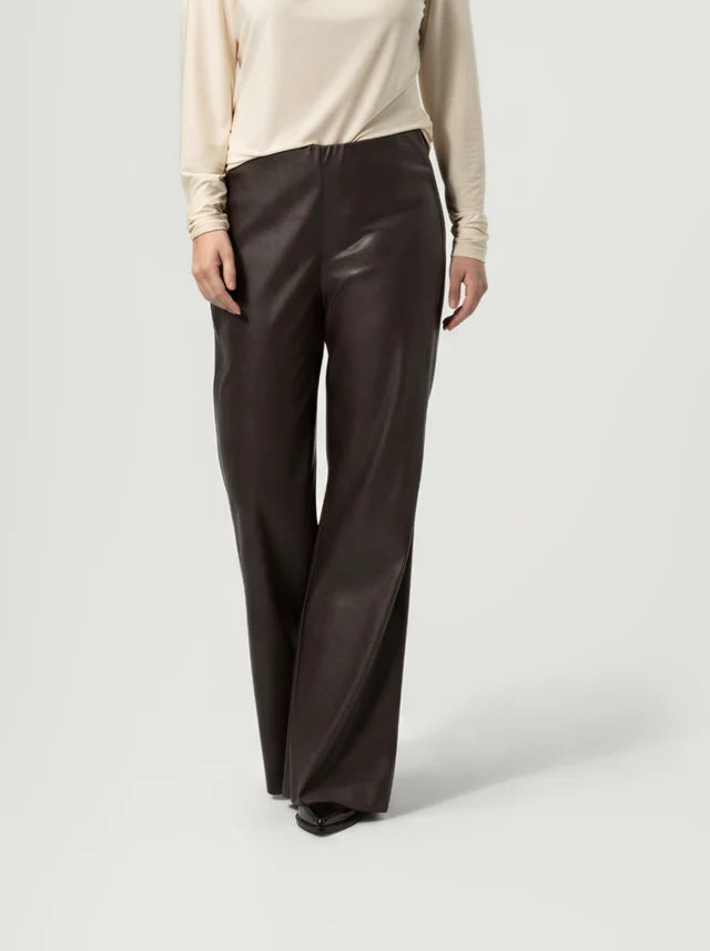 Broek imitatieleer